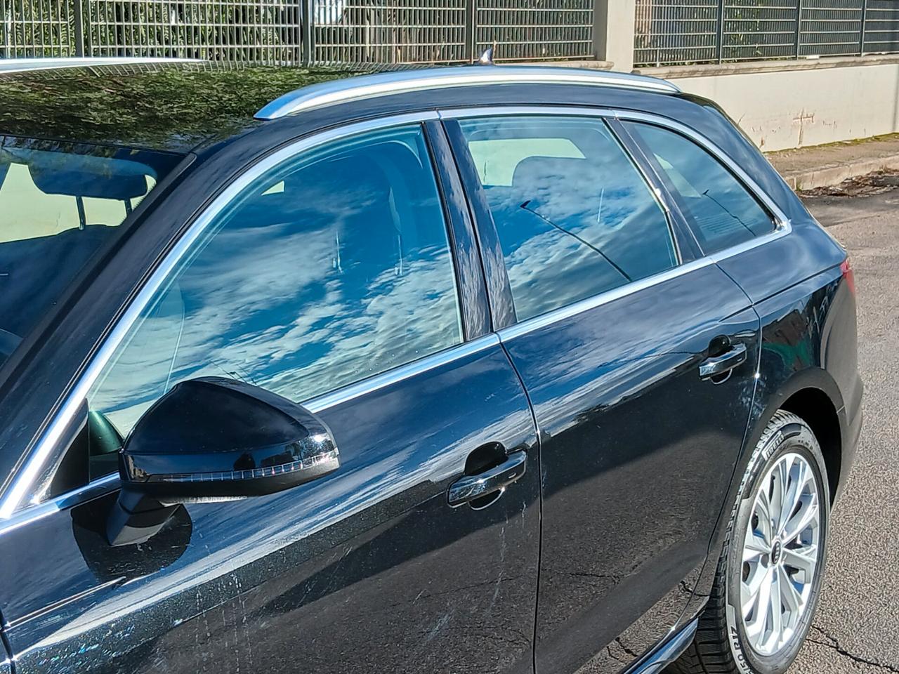 Audi A4 30 TDI/136 CV S tronic Business Advanced