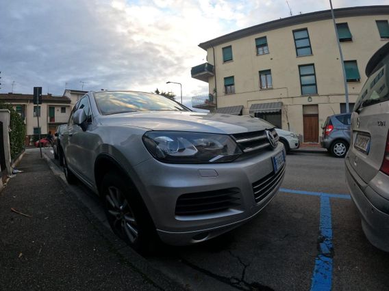 VOLKSWAGEN Touareg 3.0 V6 TDI 240CV DPF tip. Exclusive G.Traino
