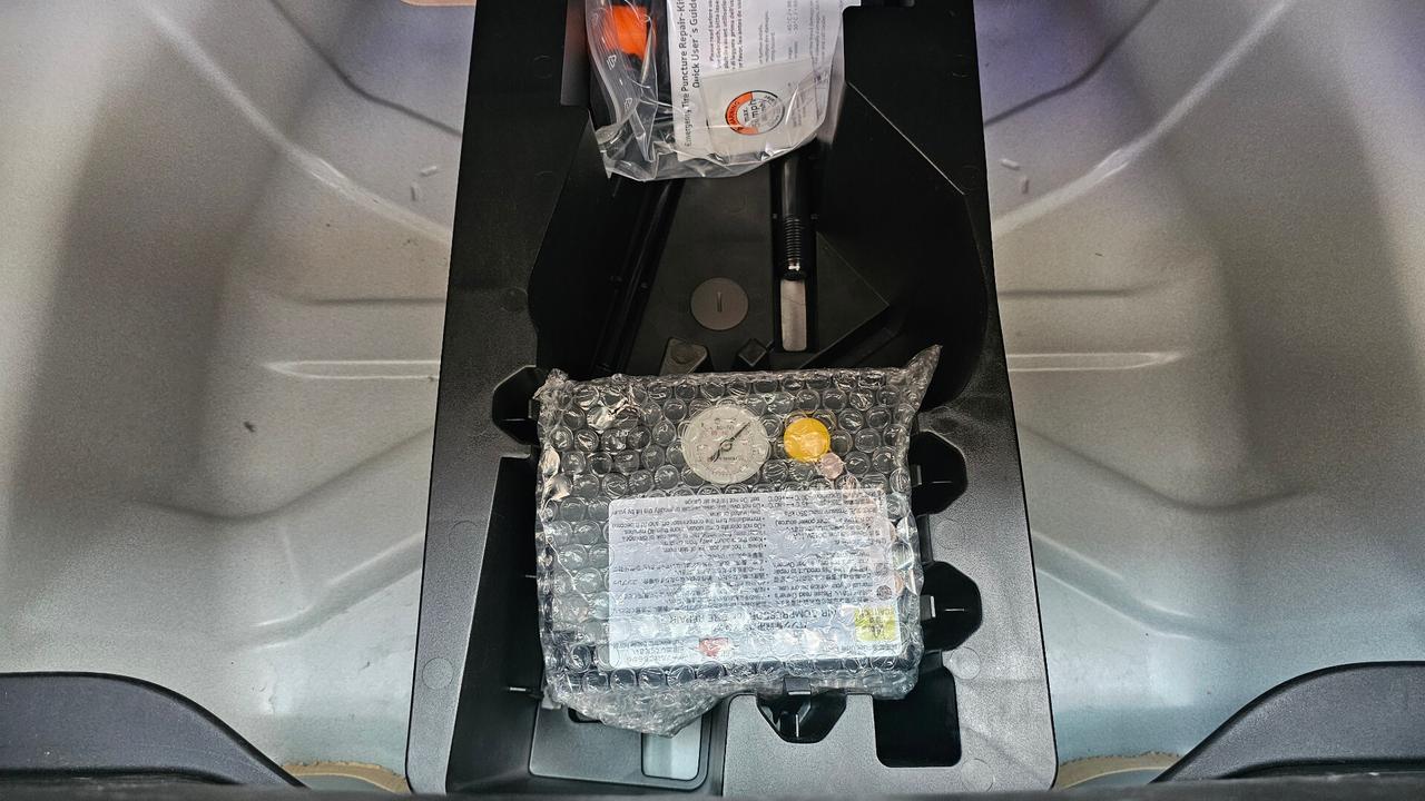 Toyota Aygo Connect 1.0 VVT-i 72 CV 5p. x-play MMT UNIPRO' TAGL UFF