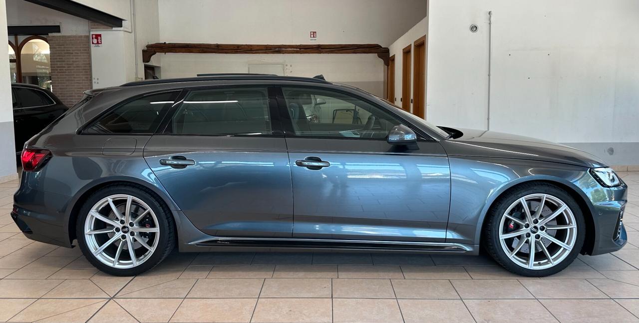 AUDI RS4 AVANT 2.9 TFSI QUATTRO *TETTO*360*MASSAGGIO*