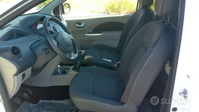 Renault Clio Storia 5p 1.2 16v Dynamique