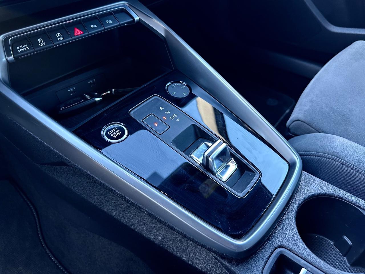 Audi A3 SPORTBACK 40 TDI quattro S tronic line edition *NO VINCOLI*