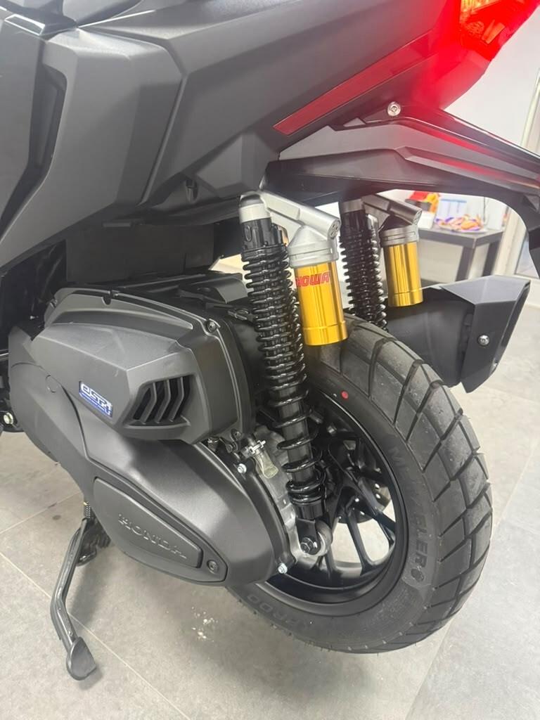 Honda ADV 350