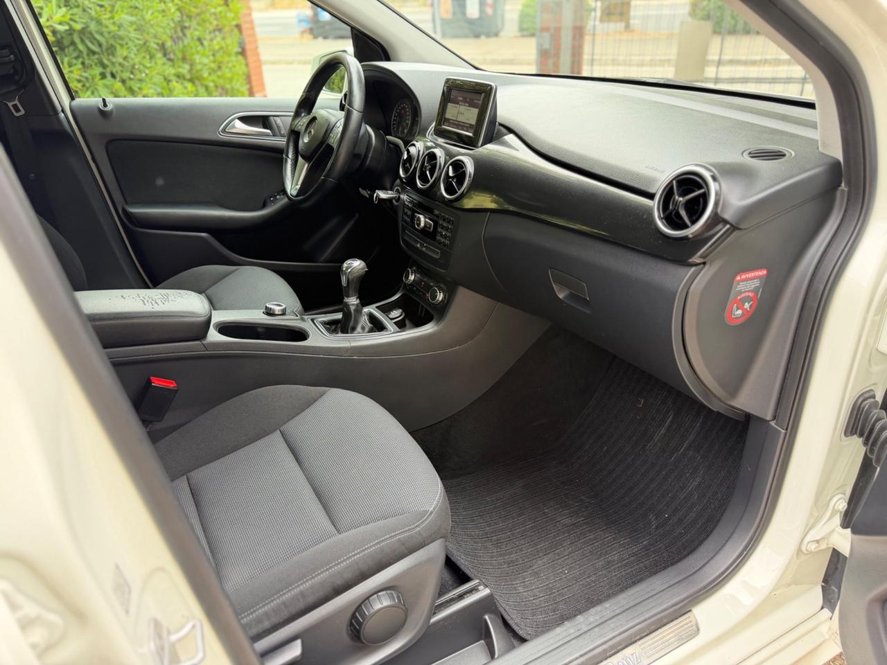 Mercedes-benz B 200 NGD Executive Gancio Traino