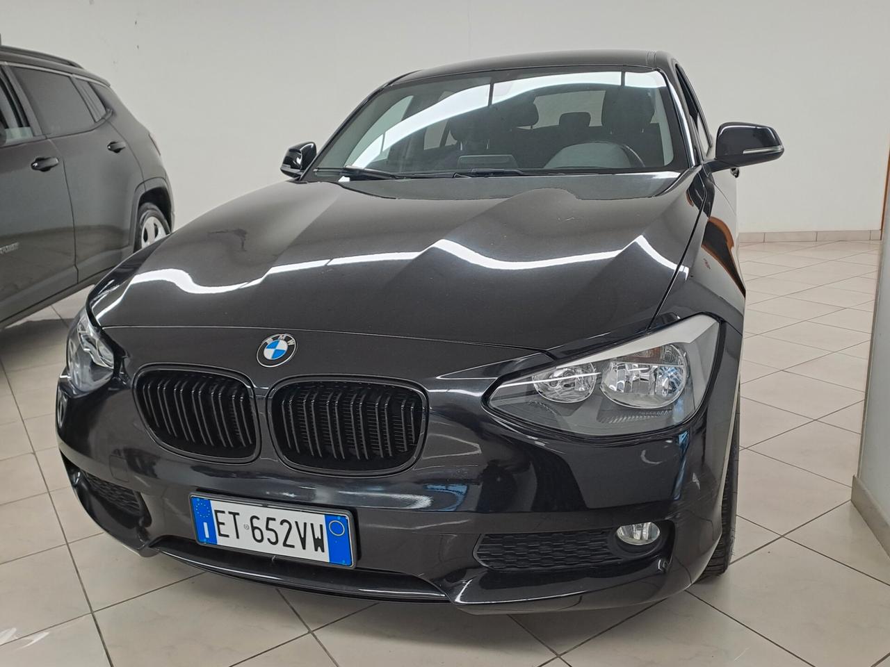 Bmw 116 116d 5p. Urban