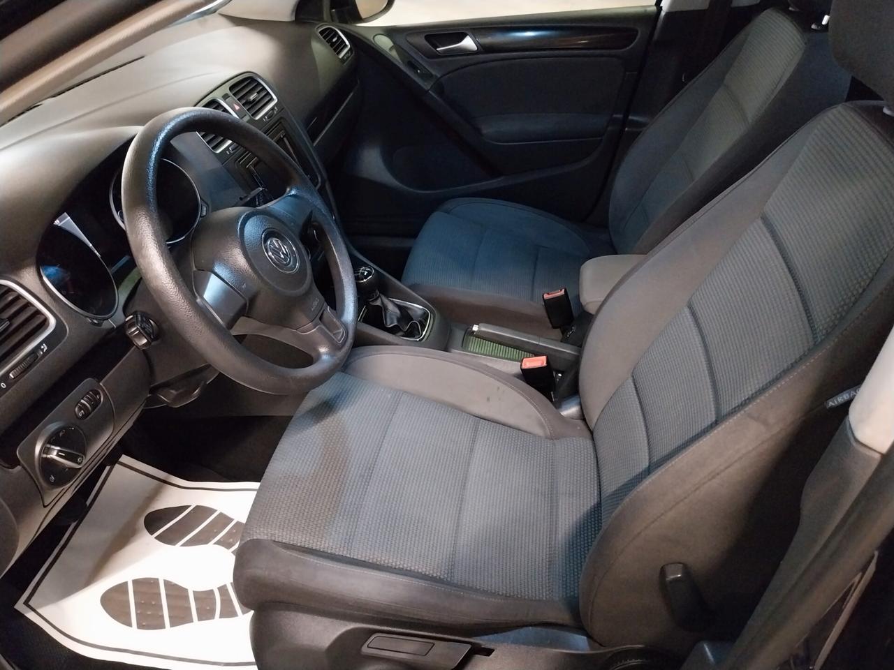 Volkswagen Golf Business 1.6 TDI 5p. Highline - ok neopatentati