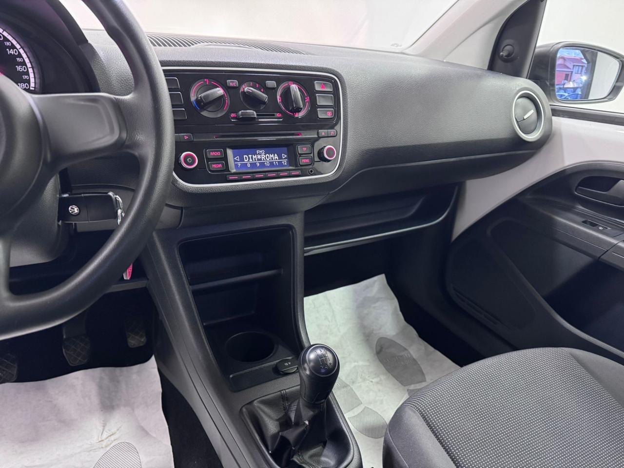 Volkswagen up! 1.0 3p-68 cv-GARANTITA-UNICOPROPRIETARIO-2014