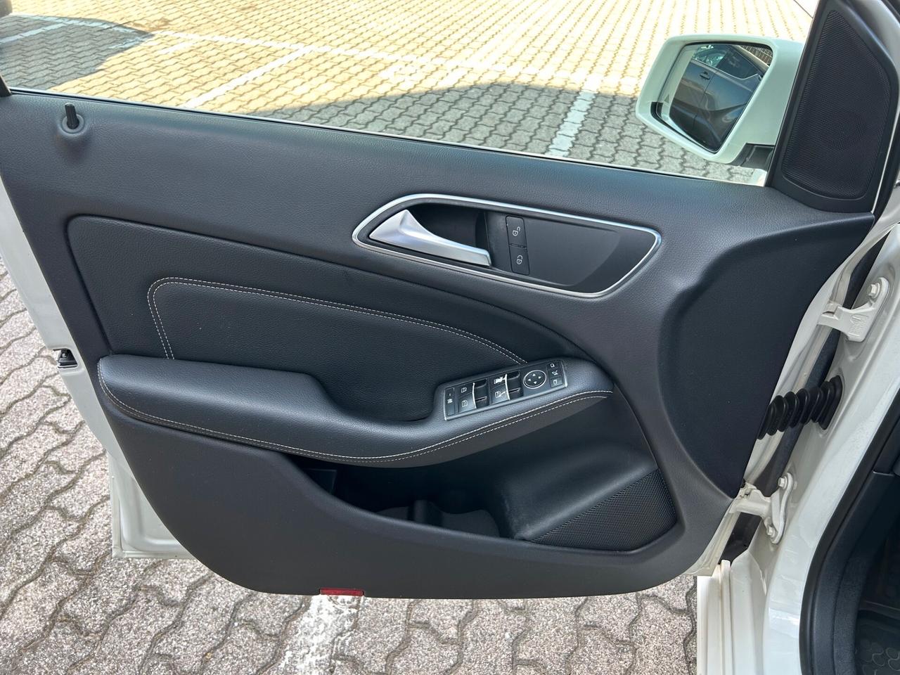 Mercedes-Benz B 180 d (cdi) Executive FL E6