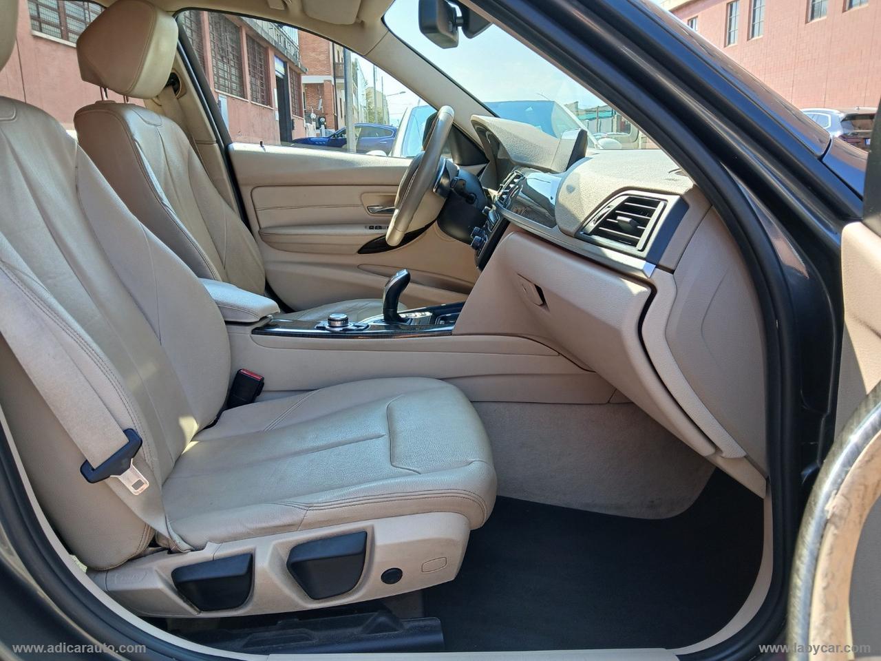 BMW 320d Touring Modern