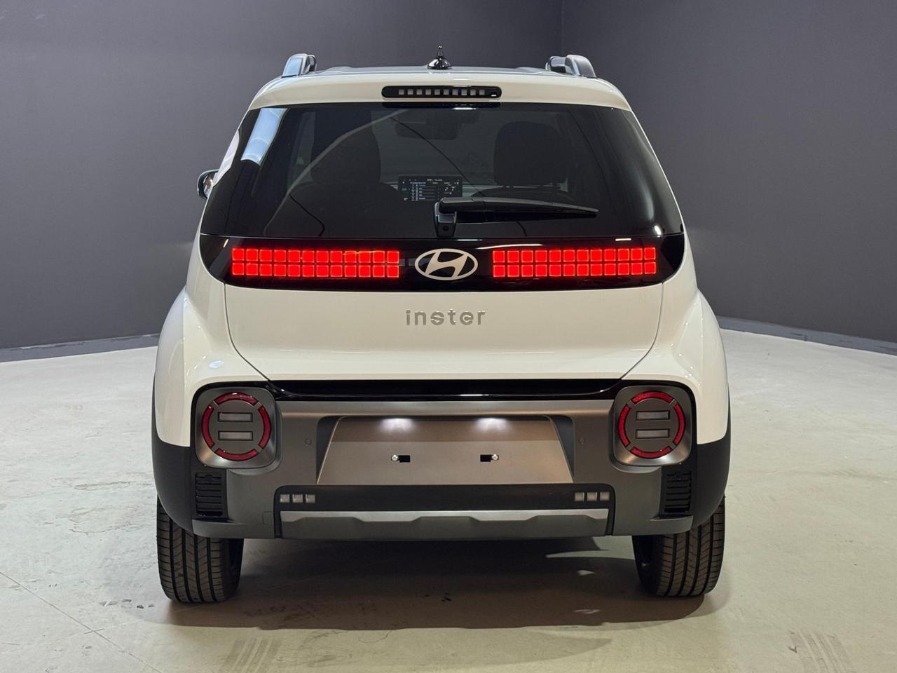 Hyundai Inster Cross 49kWh