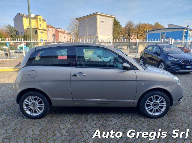 LANCIA Ypsilon 1.2 Oro