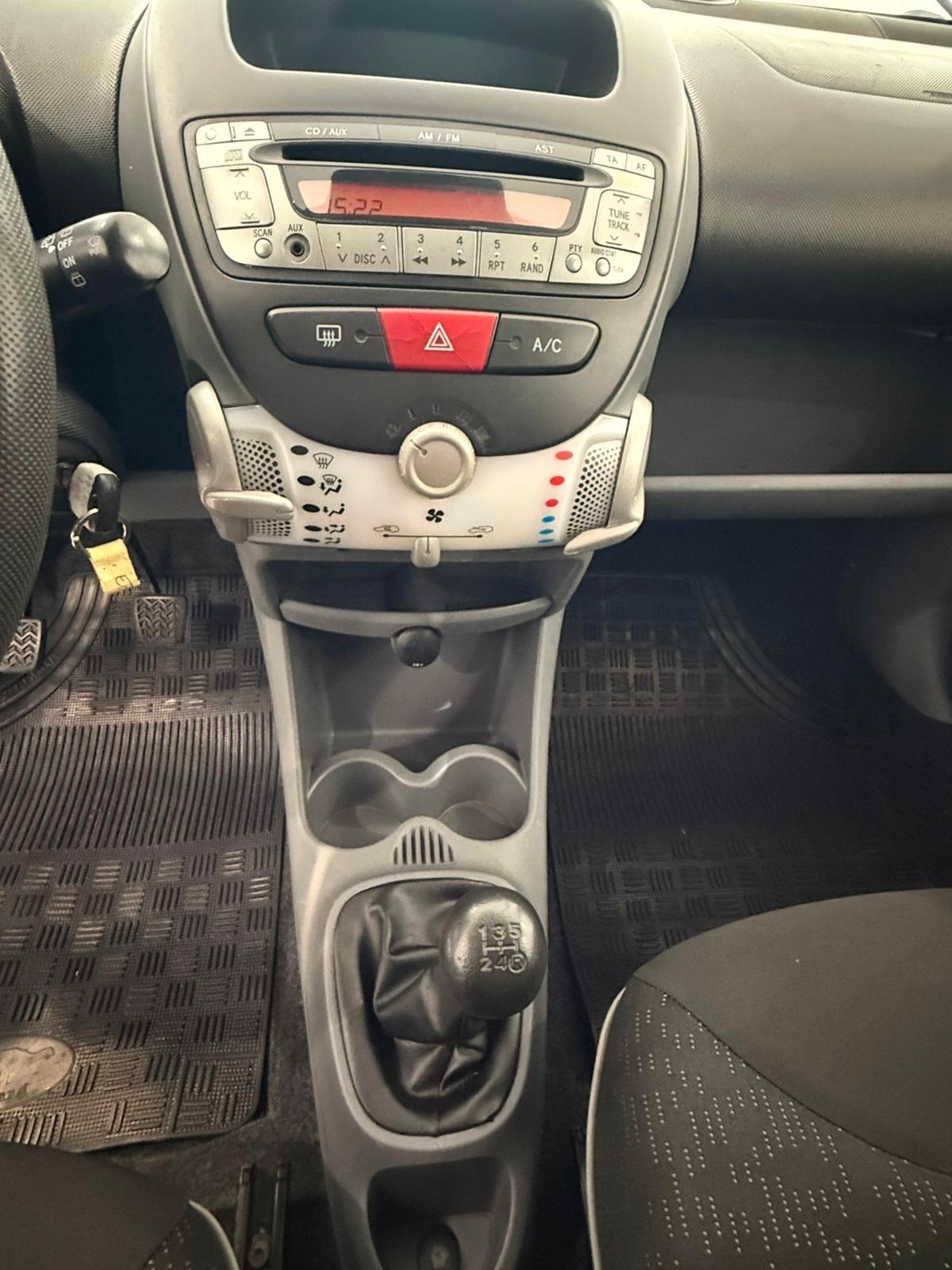 PEUGEOT 107 1.0 68 CV 5 PORTE ANNO 2010 OTTTIMA PER NEOPATENTATI