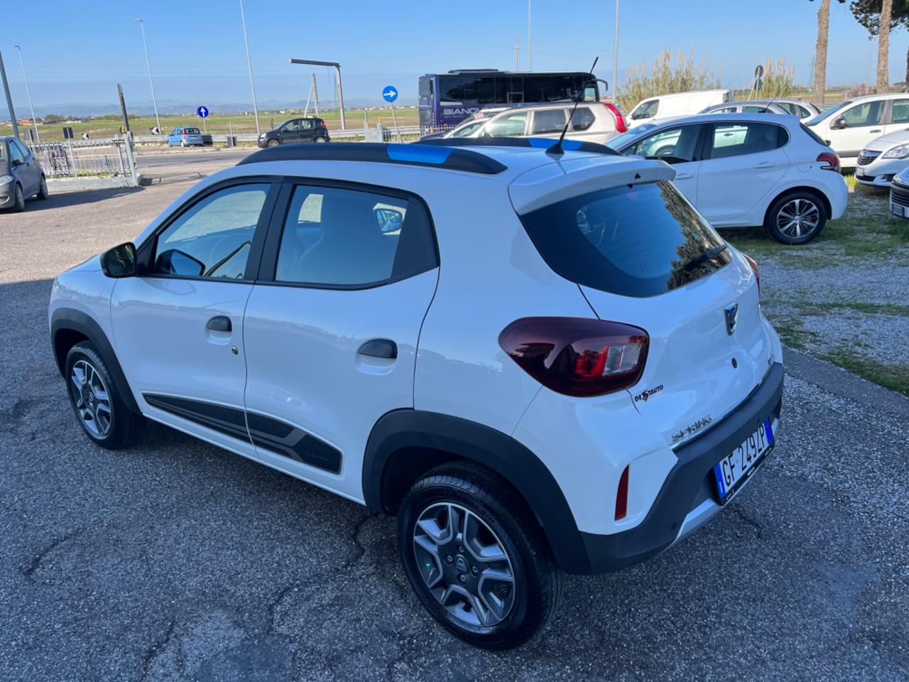 Dacia Spring Comfort Plus Electric 45 km 7.000 pari al nuovo