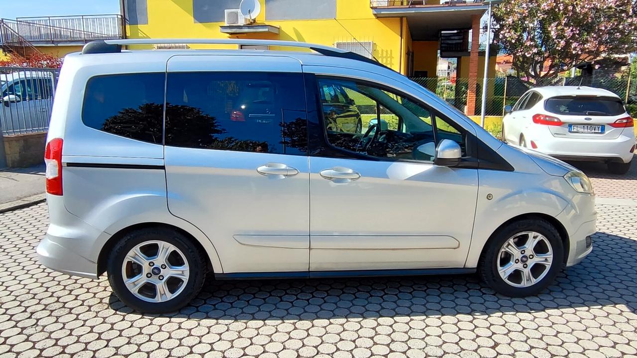 Ford Tourneo Courier 1.5 TDCI 75 CV Plus