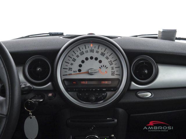 MINI One 1.6 16V One (72kW)