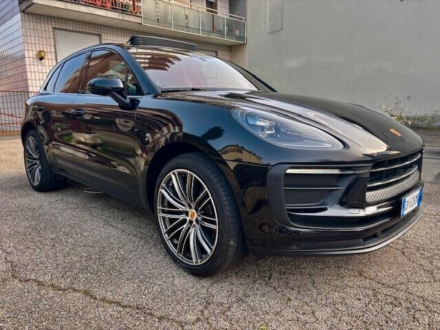 Porsche Macan 2.0 265cv PDK TETTO STRAFULL
