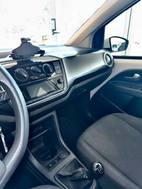 VOLKSWAGEN up! 1.0 5p. move up! BlueMotion Tech...