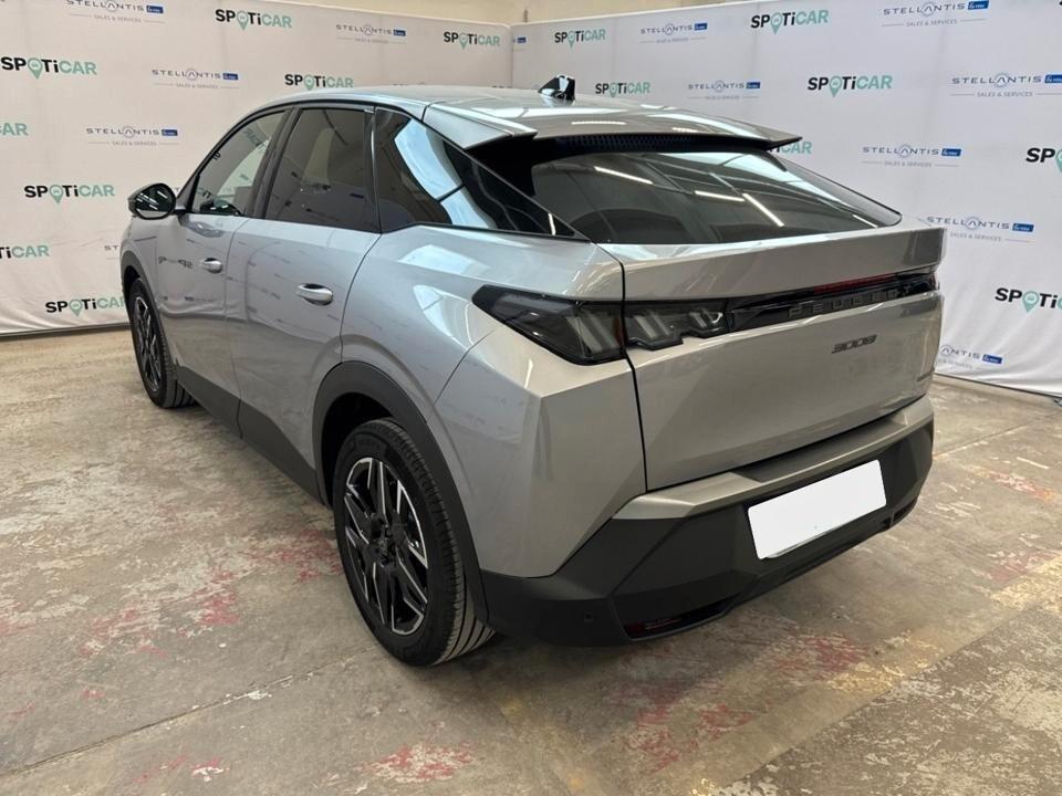 Peugeot 3008 Plug-in Hybrid 195 e-DCS7 Allure