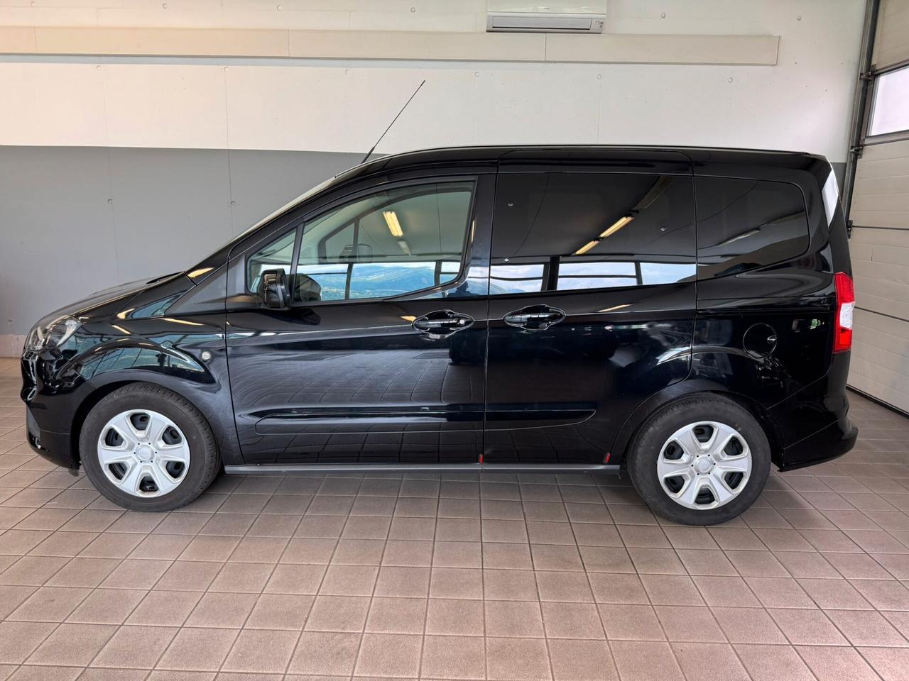 Ford Tourneo Courier Tourneo Courier 1.5 TDCI 100 CV S&S Sport