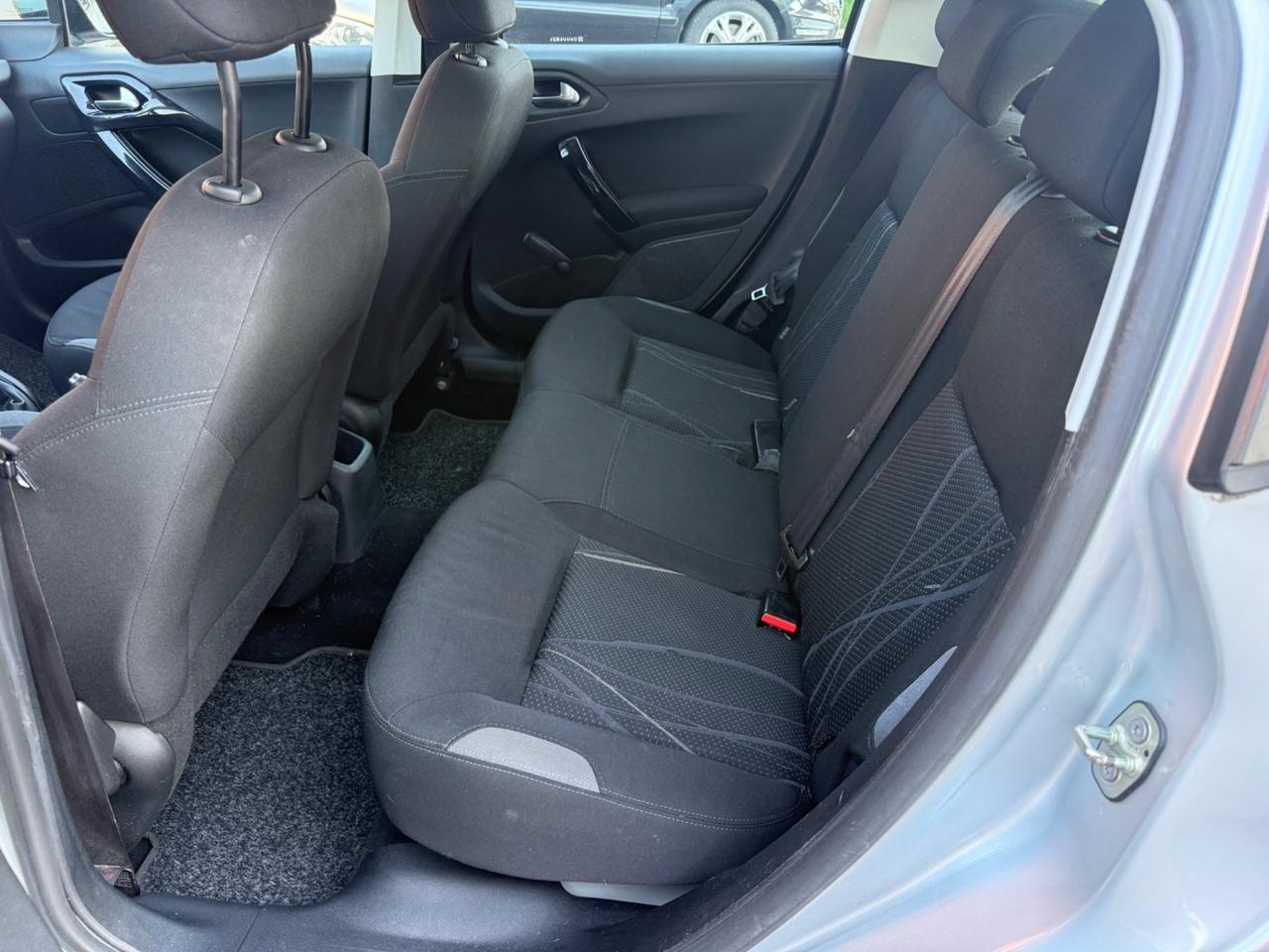 Peugeot 208 1.2 VTi 82 CV 5 porte Active ”60000KM”