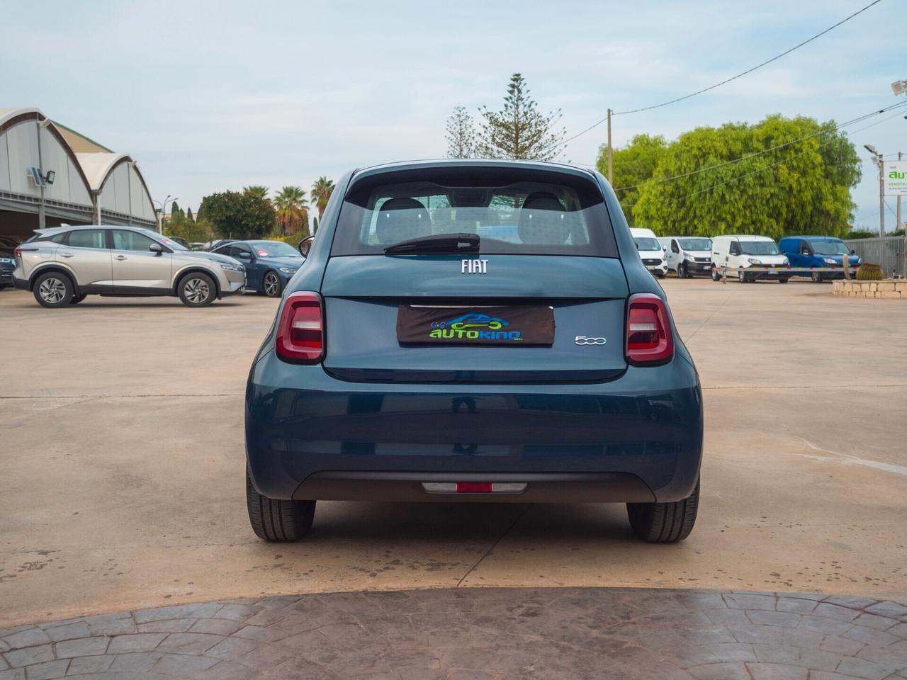 Fiat 500 La Prima 3 1 42 kWh