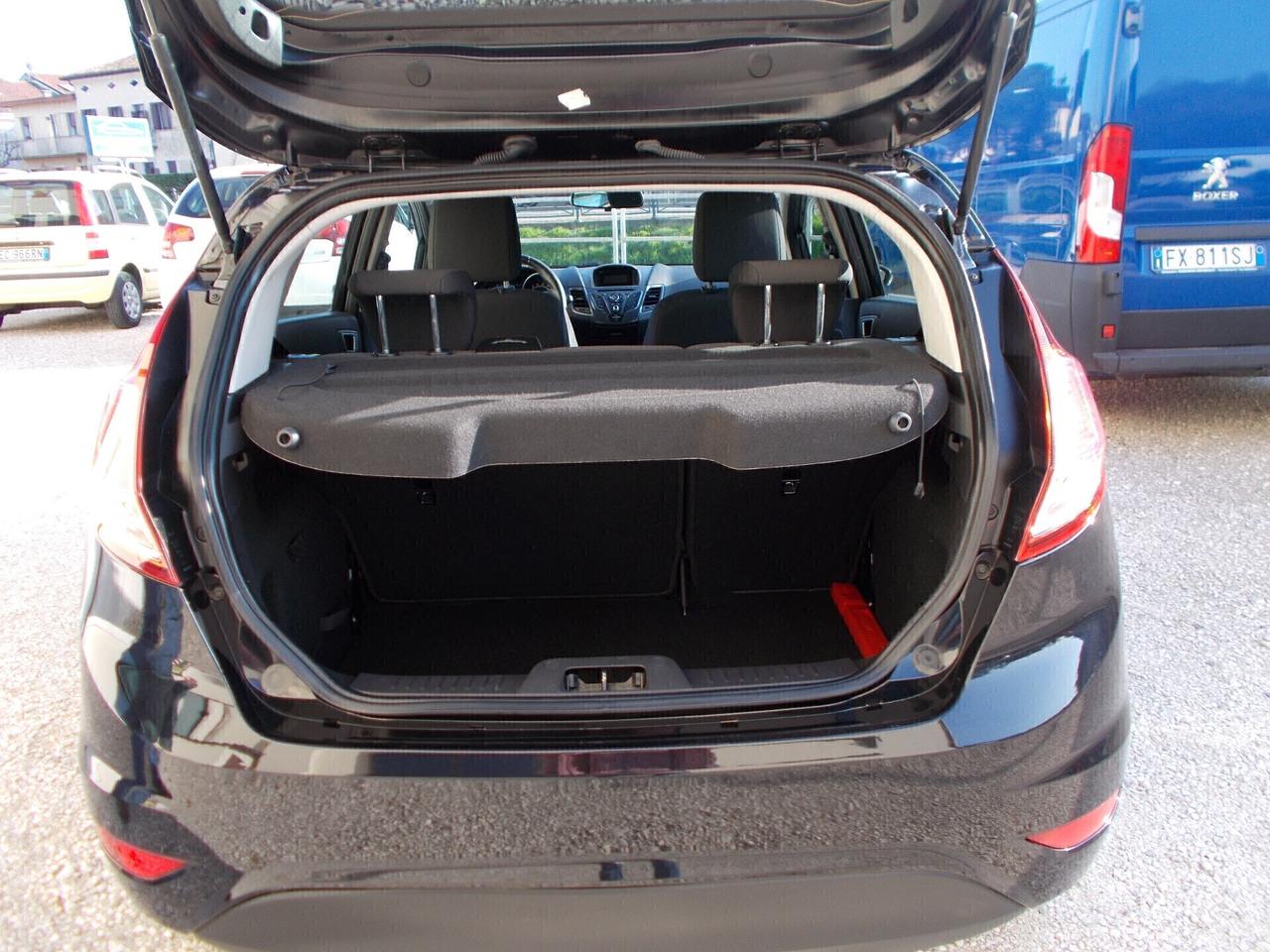 Ford Fiesta 1.5 TDCi 75CV 5 porte Titanium