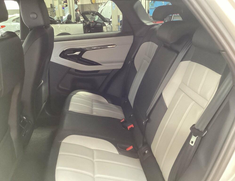 Land Rover Range Rover Evoque 1.5 I3 PHEV R-Dynamic SE AWD Auto