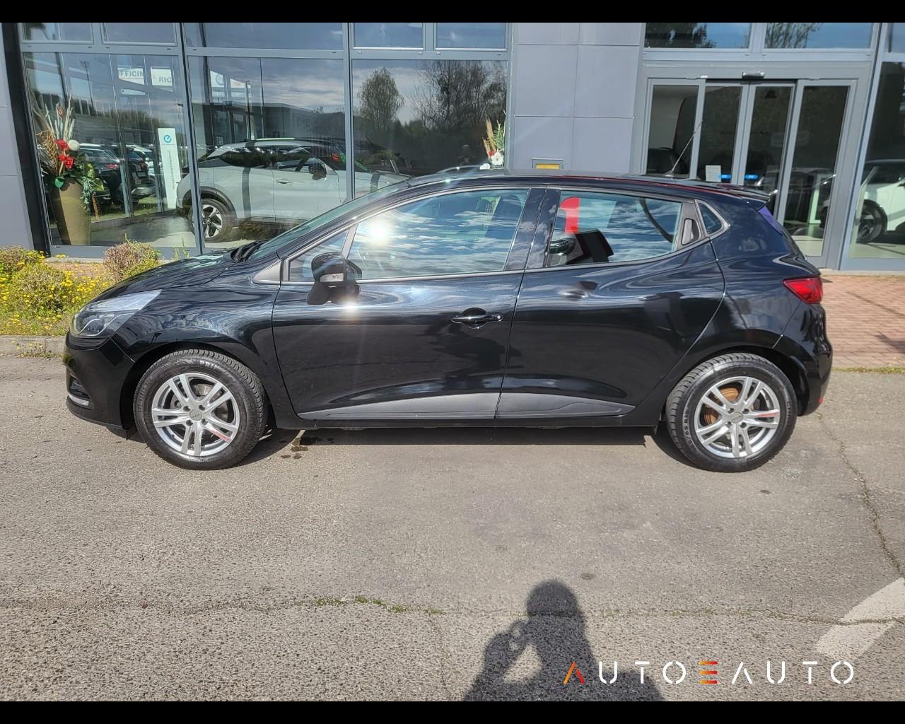 RENAULT Clio IV - Clio 5p 1.2 Zen (live) 75cv E6