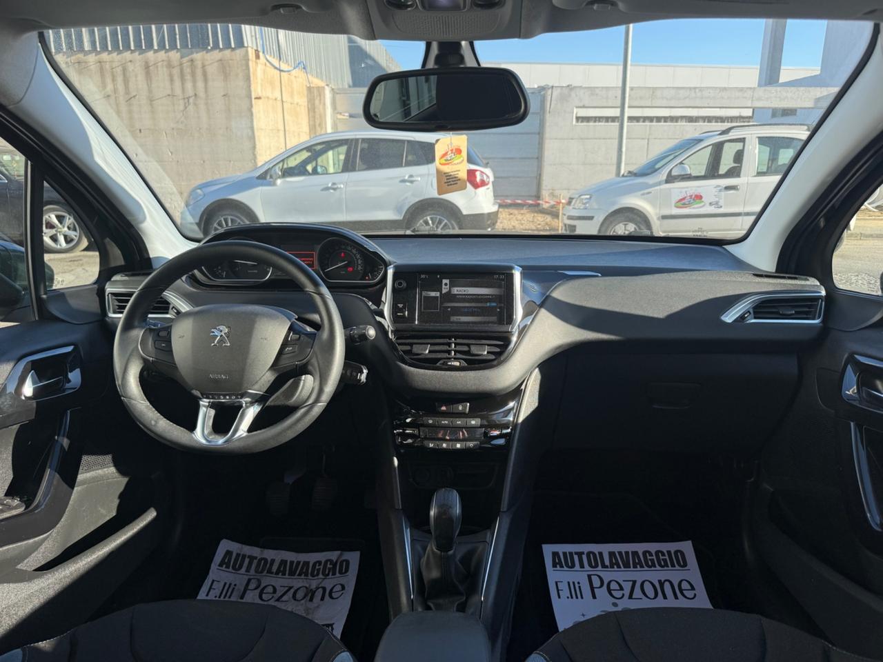 Peugeot 208 1.4 HDi 68 CV 5 porte Allure