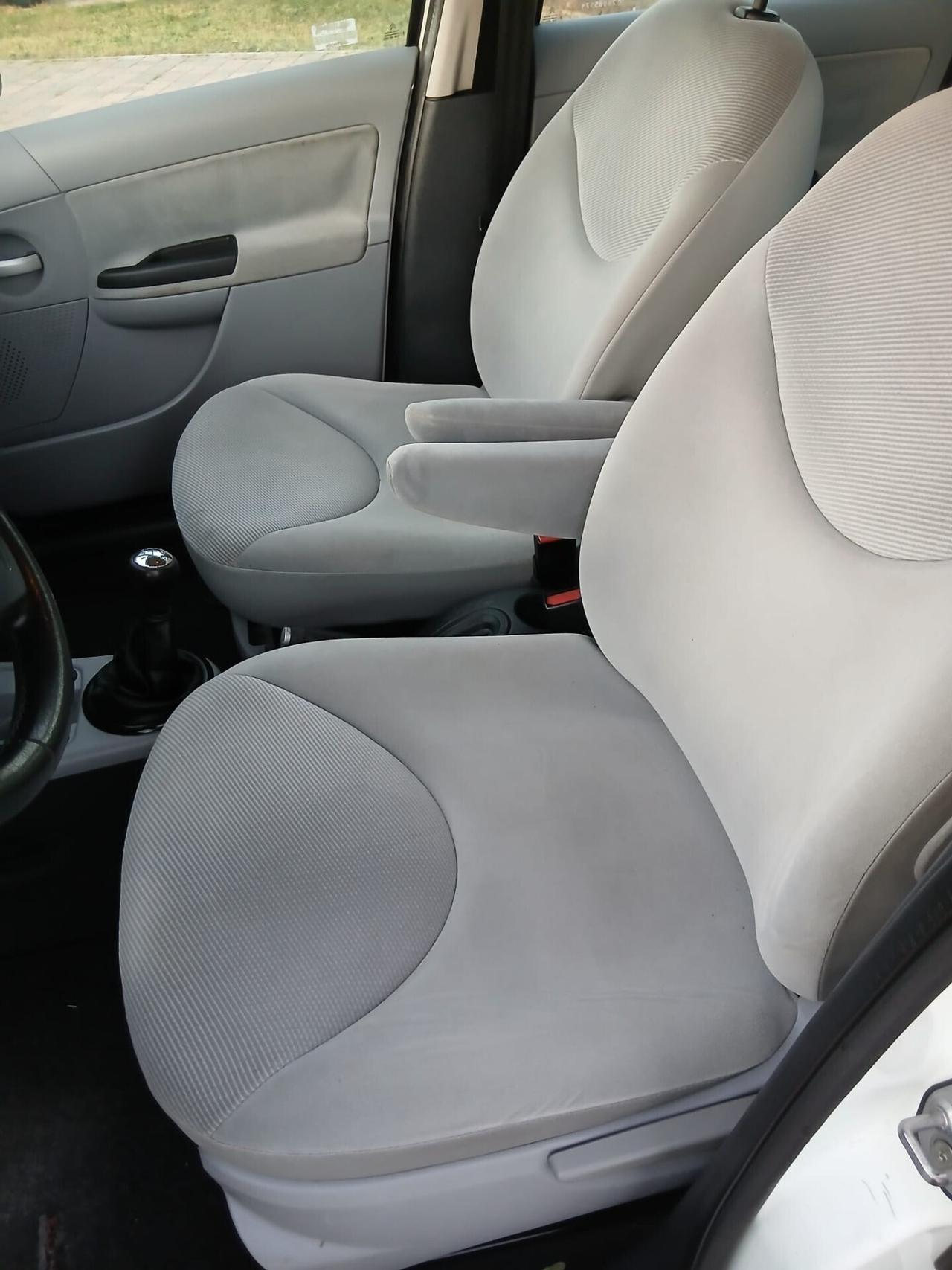 Citroen C3 Pluriel 1.4 HDi 70CV Elegance