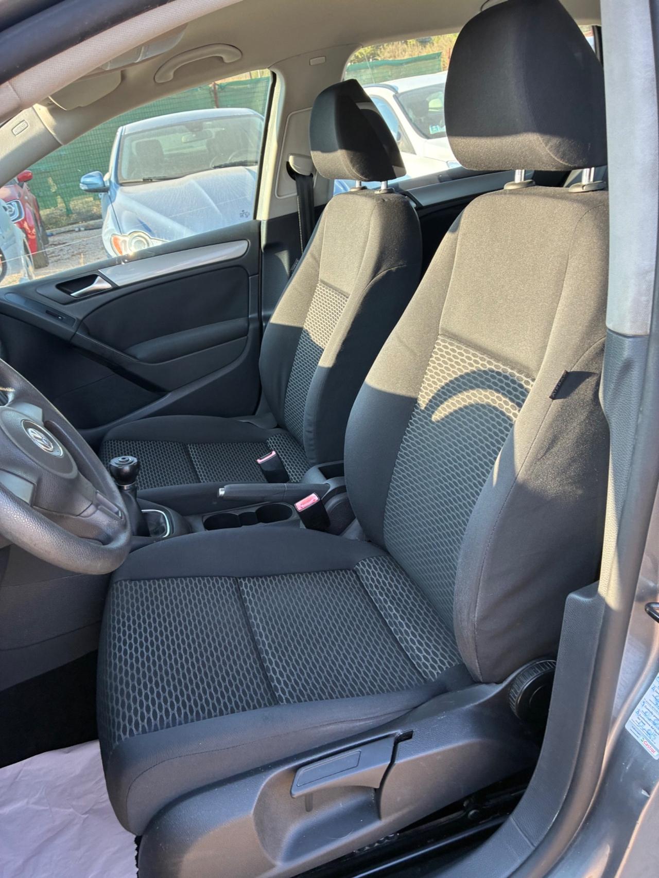 Volkswagen Golf 1.6 TDI DPF 3p. Highline