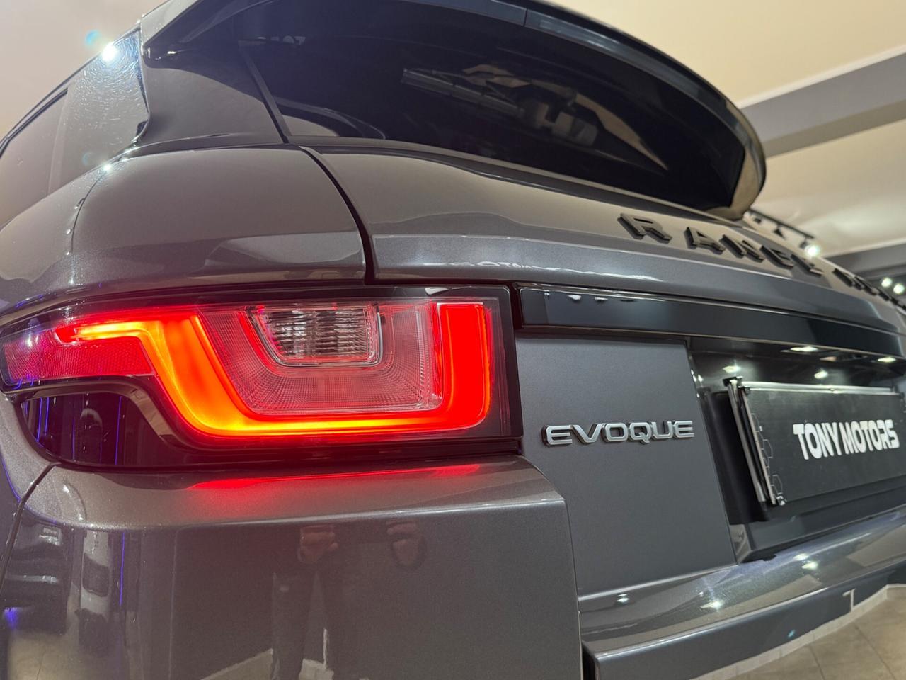 Land Rover Range Evoque 2.0 TD4 150 CV 5p. SE