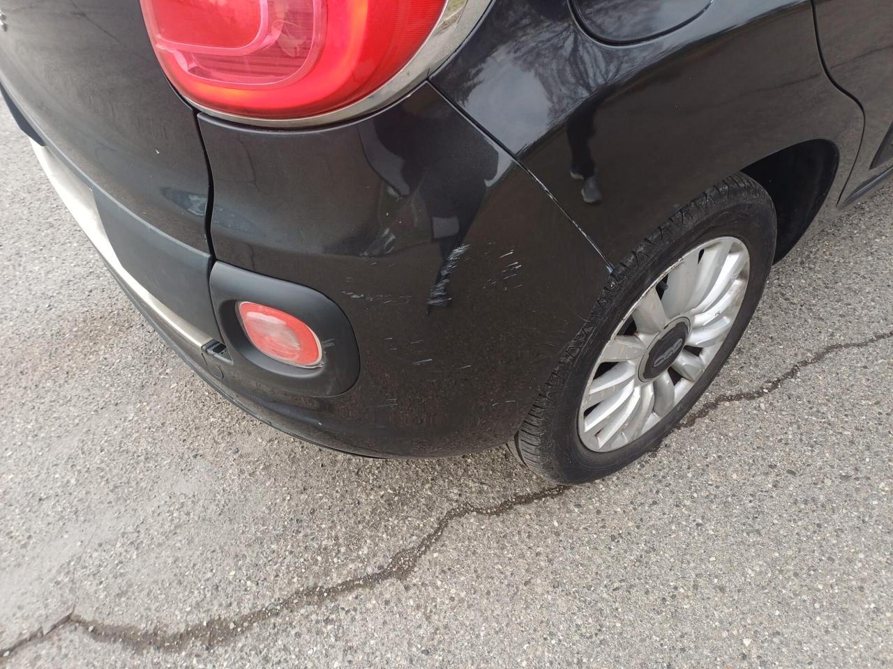 Fiat 500L 1.6 Multijet 105 CV Lounge (77 kw)