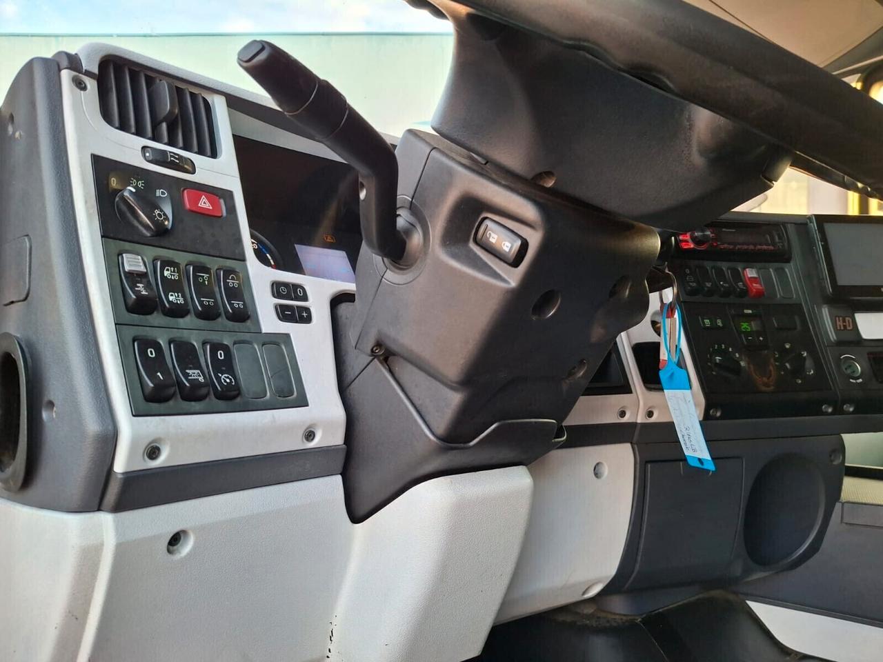 SCANIA R 440 4 ASSI EURO 5 A TELAIO CAMBIO MANUALE