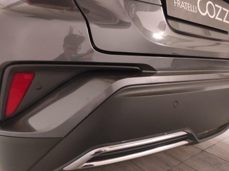 TOYOTA C-HR (2016-2023) - C-HR 2.0 Hybrid E-CVT Morebusiness