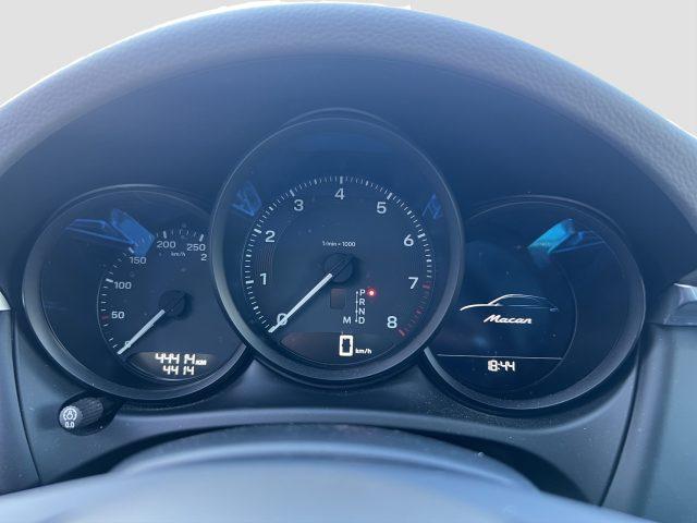 PORSCHE Macan Macan 2.0