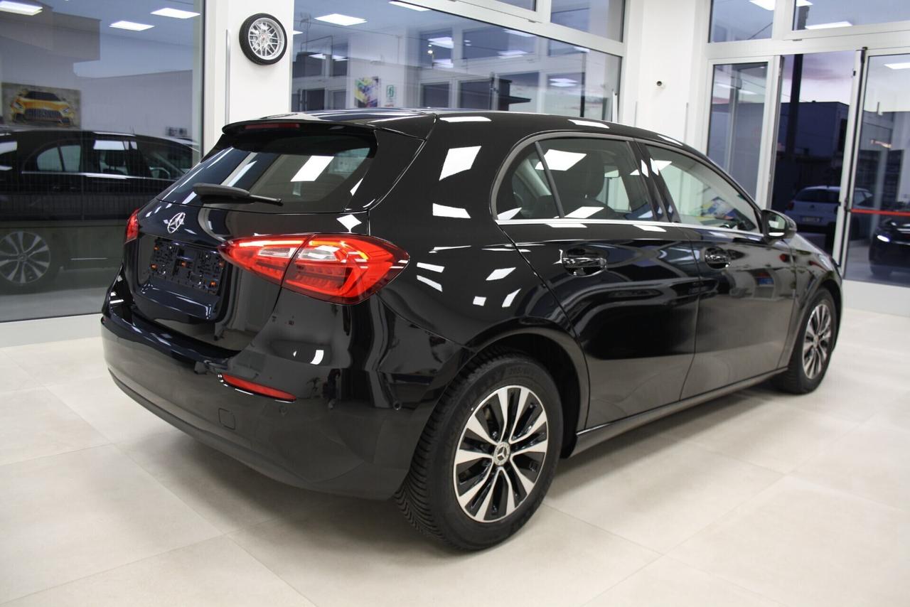MERCEDES A 180 STYLE *2022