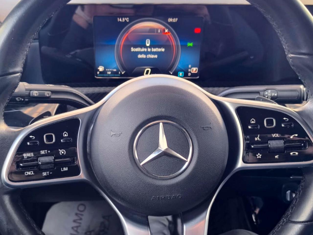 Mercedes A 180 d Automatic Business Extra 2020