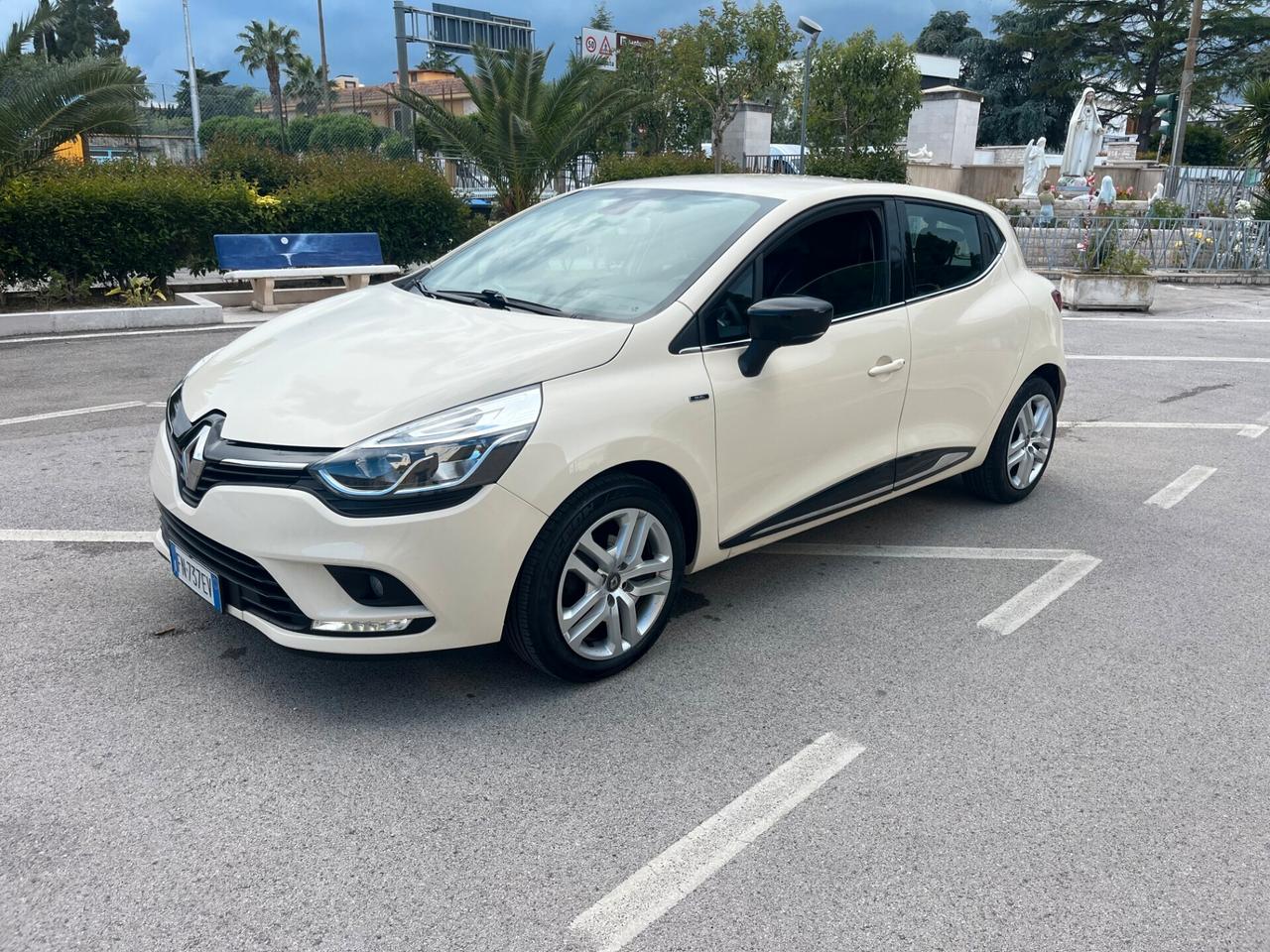Renault Clio 1.2 75 CV 5 p. Duel X NeoPatentati
