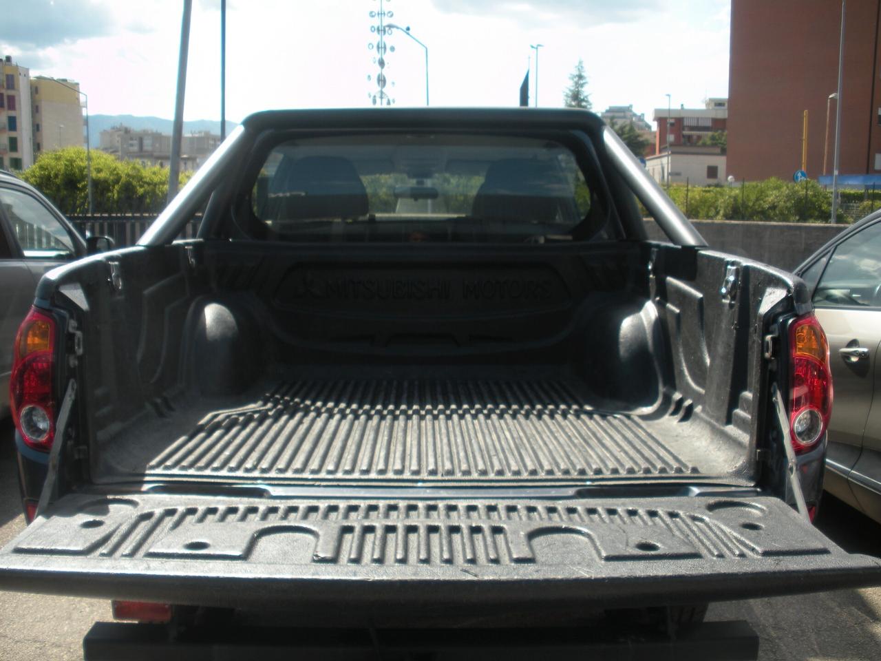 Mitsubishi L200 2.5 DI-D/136CV DC Intense DPF