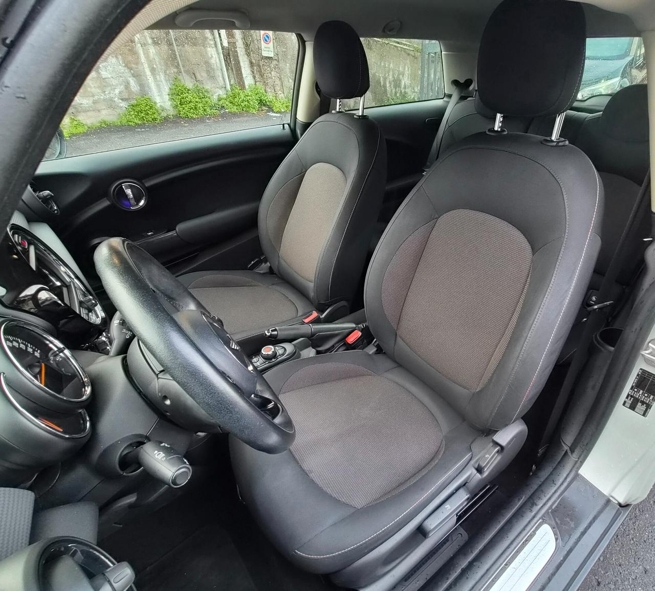 Mini 1.5 One D Business