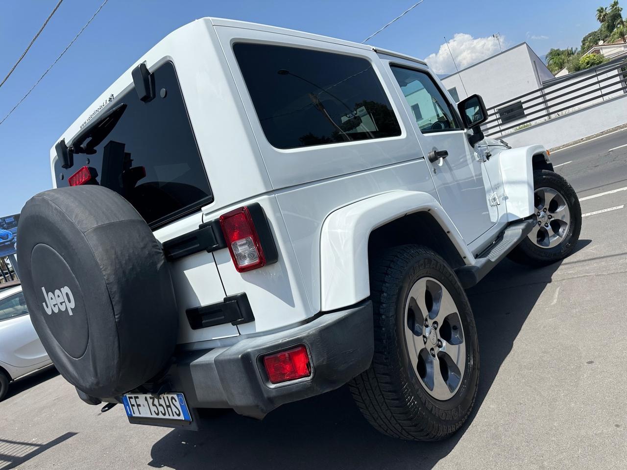 Jeep Wrangler 2.8 CRD DPF Sahara Auto