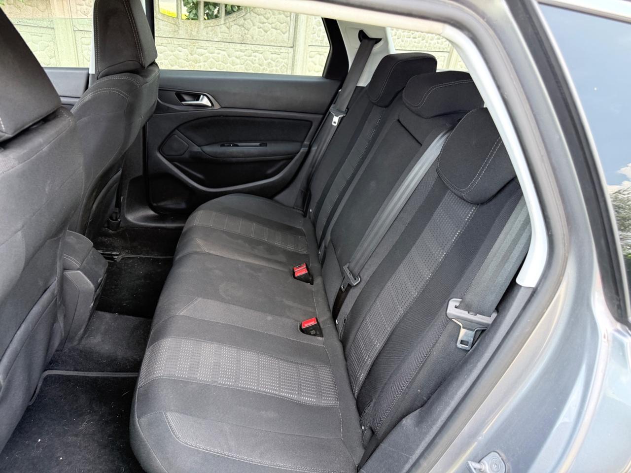 Peugeot 308 BlueHDi 150 S&S EAT6 SW Business