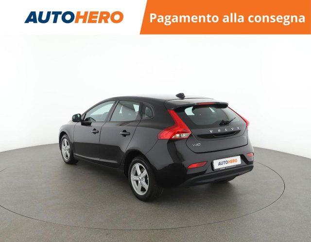 VOLVO V40 T2 Kinetic