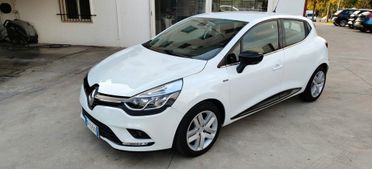 Renault Clio dCi 8V 90 CV 5 porte Duel