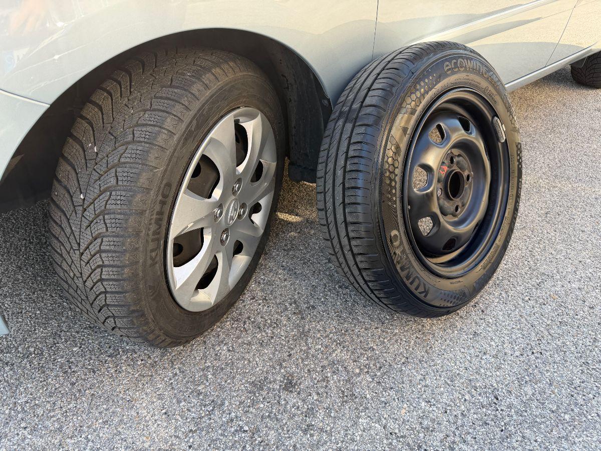 HYUNDAI - i10 - 1.1 12V Active