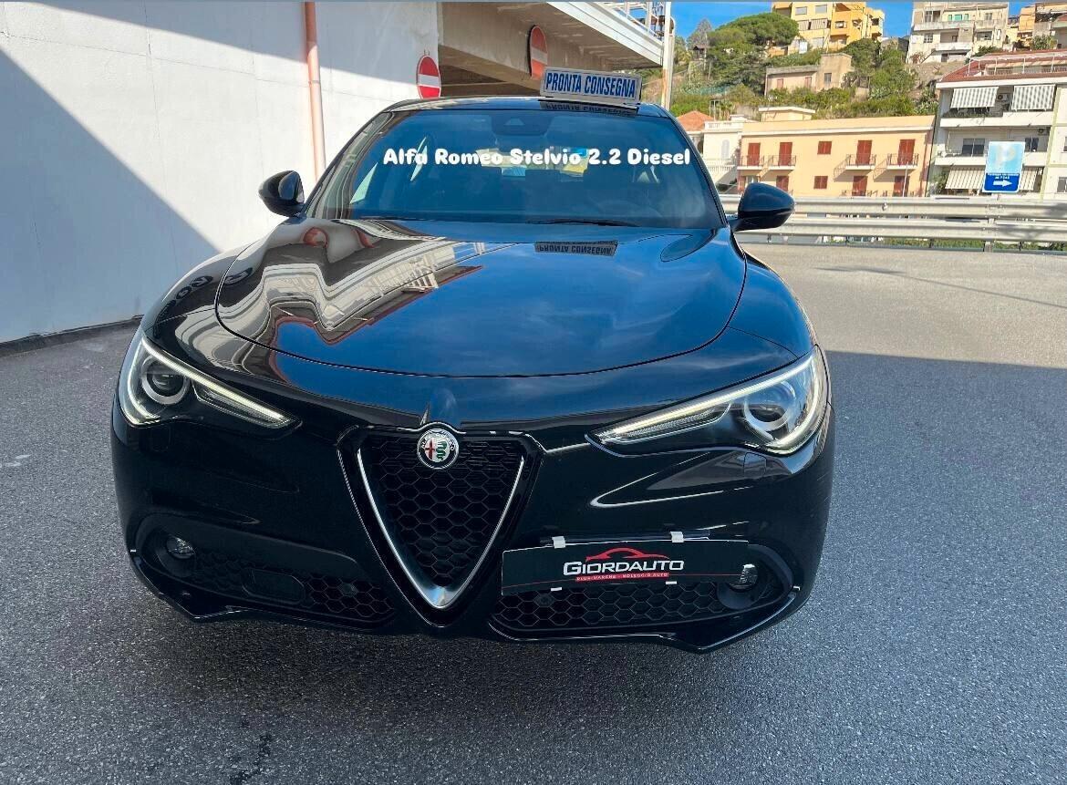 Alfa Romeo Stelvio 2.2 Turbodiesel 160 CV AT8 RWD Business