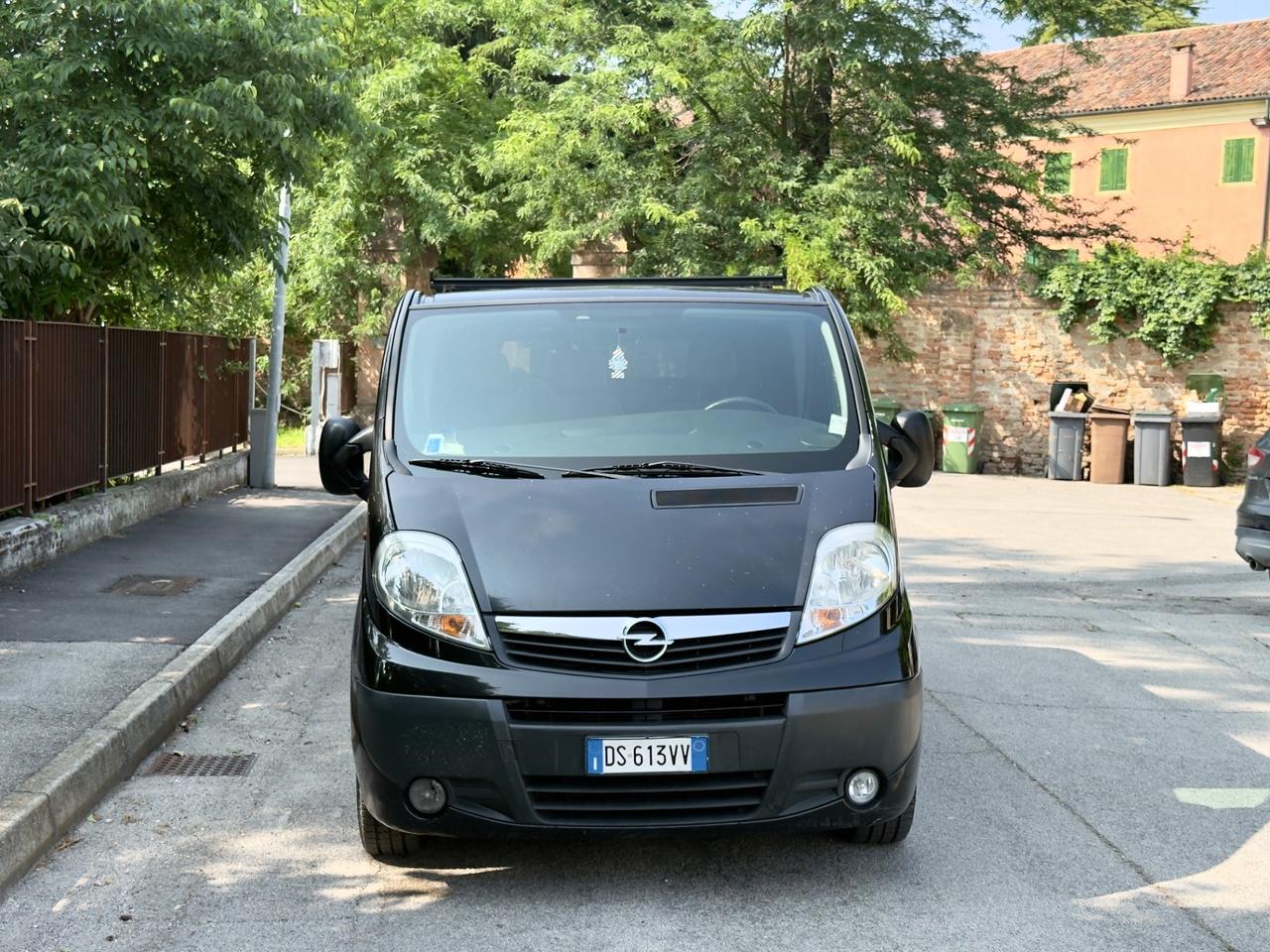 Opel Vivaro 27 2.5 CDTI PC-TN Combi Semivetrato
