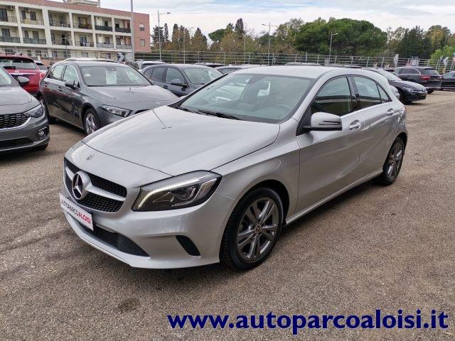 MERCEDES-BENZ A 180 d Business