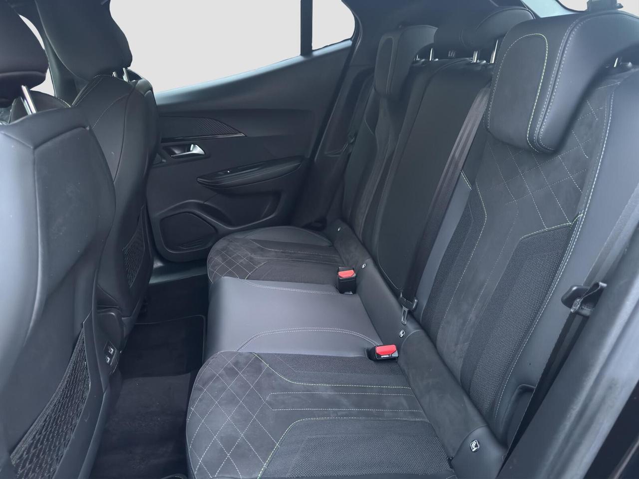 Peugeot 2008 1.2 puretech 130cv GT Pack 2021